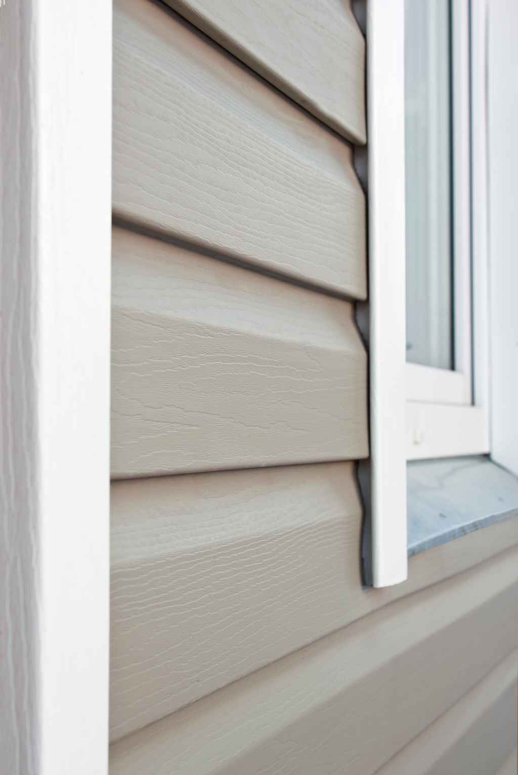 leading Lake County vinyl siding installation contractor