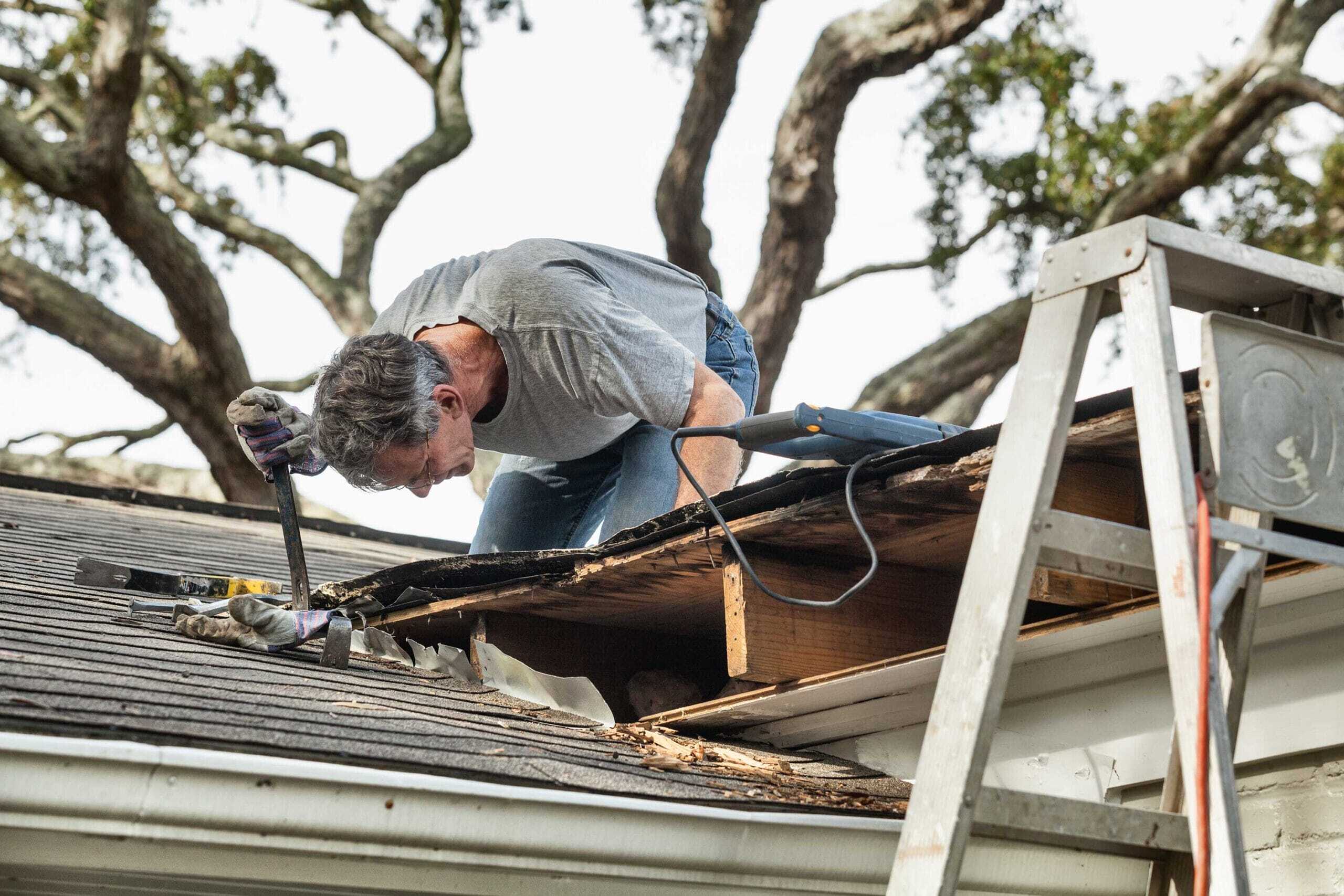 roof storm damage, emergency roof repair, storm damage repair, Buffalo Grove