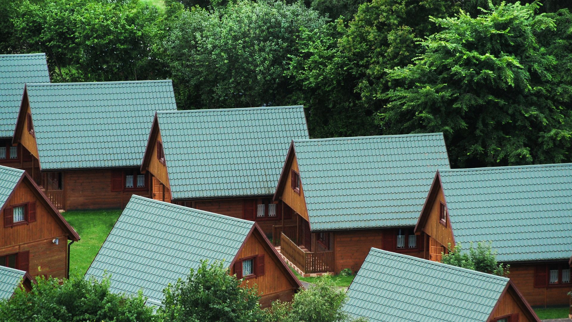 Roofing in Island Lake IL